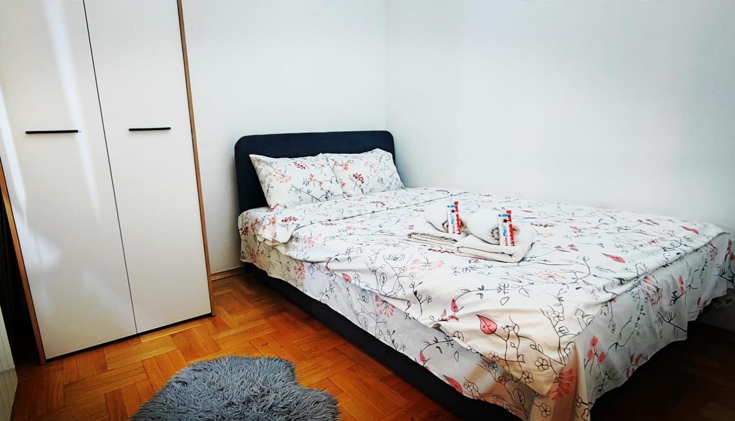 Lux Apartment Rose 2 60M2 ครากูเยวัตส์ ภายนอก รูปภาพ